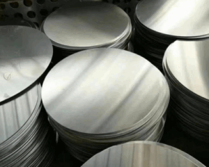 stacks of aluminum circlea